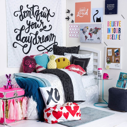 room_in_box_live_38346_pswork_1